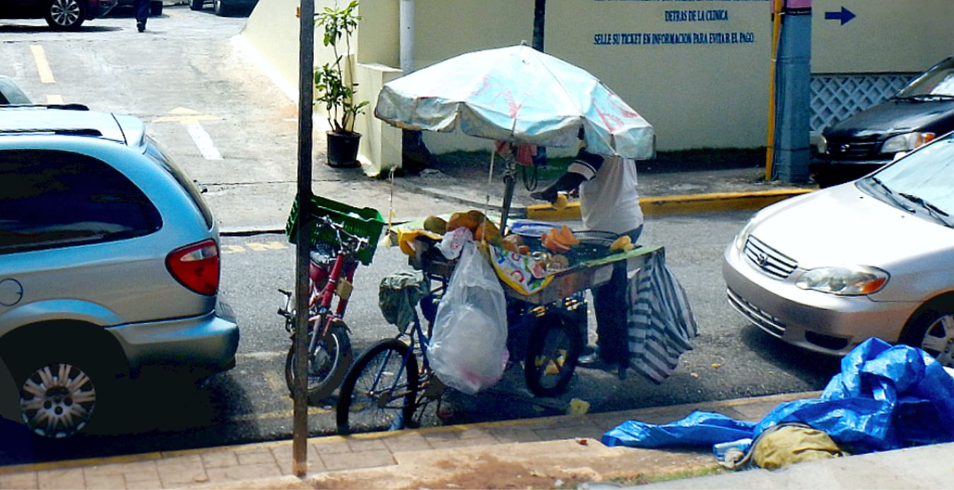Santo Domingo street vendor